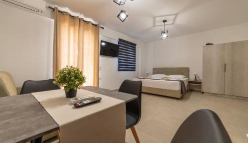 Standard King Room