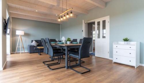 Three-Bedroom Holiday Home 