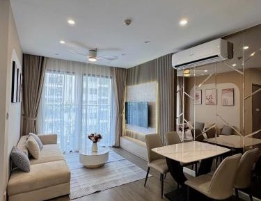 Two-Bedroom Apartment with Pool View