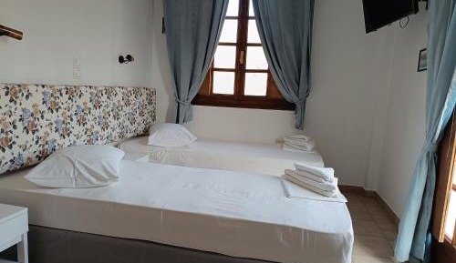 Economy Twin Room