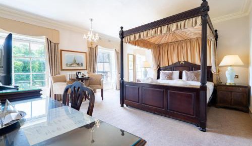 Heritage four Poster Room