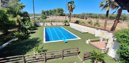 Villa with Garden View