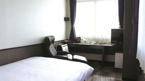 Large Single Room