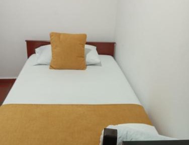 Standard Single Room with Shared Bathroom