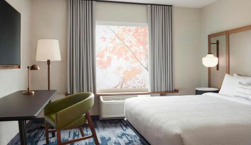 King Room with Sofa Bed