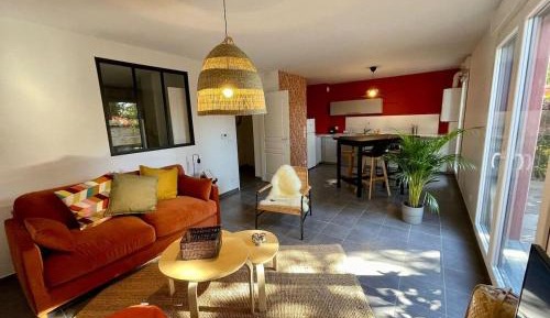 Apartment with Garden View