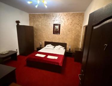 Quadruple Room with Shared Bathroom