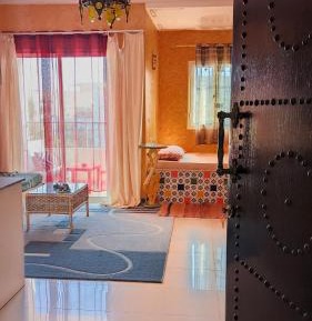 Studio (2 Adults)