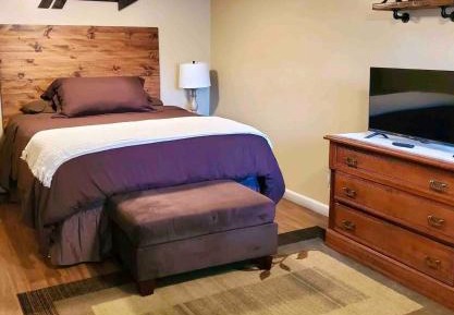 Queen Room
