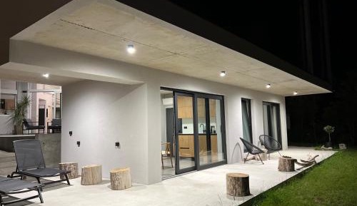 One-Bedroom Villa