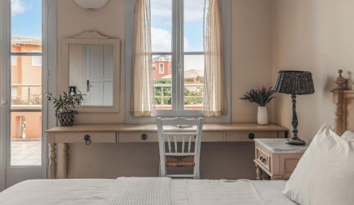 Classic Double Room with Garden View