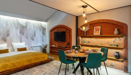 One-Bedroom Apartment with Terrace