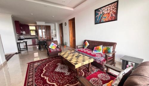 Two-Bedroom Deluxe Apartment with Balcony