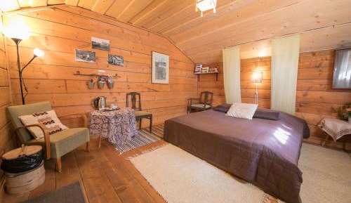 Double Room with Shared Bathroom