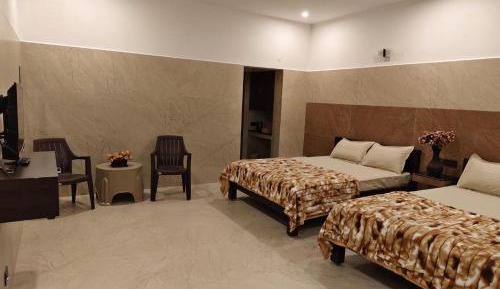 Superior Family Room