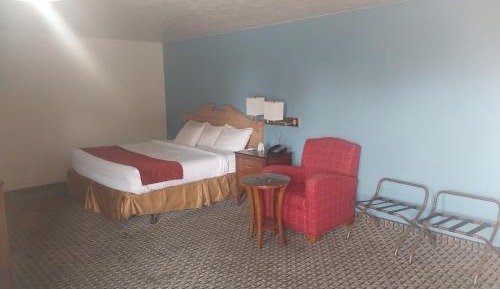 Basic Triple Room