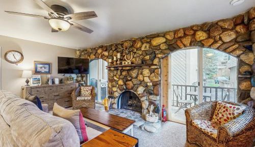 One Bedroom Apartment