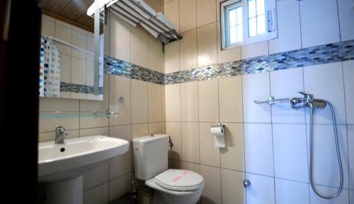 Apartment (2 Adults + 1 Child)