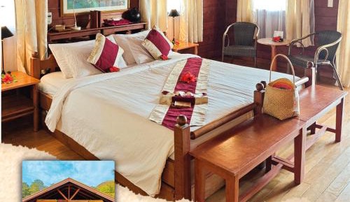 Double or Twin Room with Sea View
