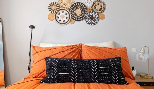 Single Room with Shared Bathroom