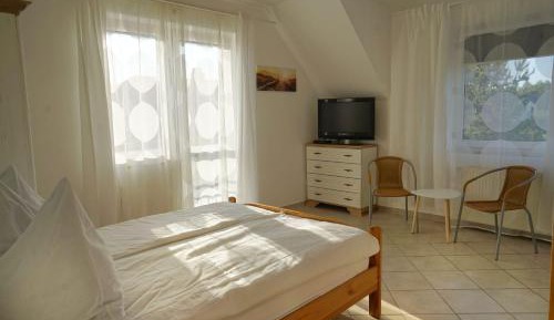 Studio - Split Level