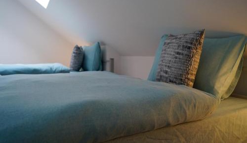 Triple Room with Shared Bathroom
