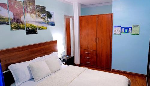Deluxe Queen Room