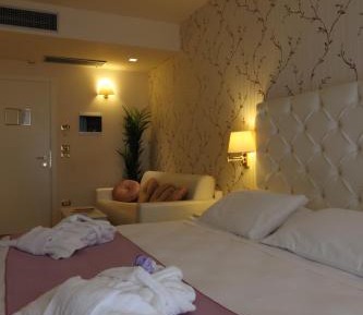 Deluxe Junior Suite