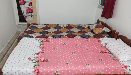Single Room with Private Bathroom