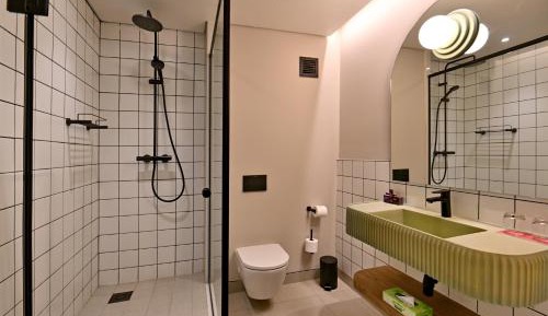 Twin Room - Non-Smoking