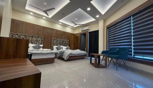 Quadruple Room with Balcony