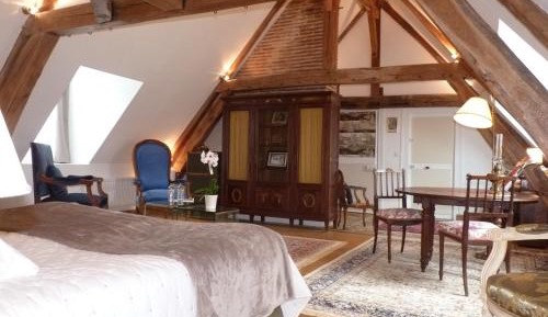 Suite with Garden View
