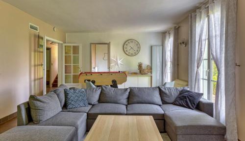 Four-Bedroom Holiday Home