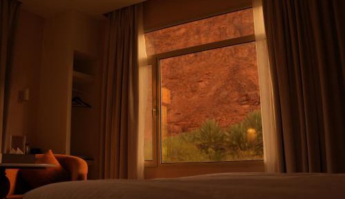 King Room with Mountain View