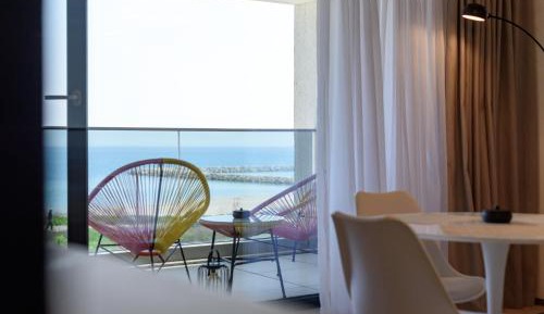 Two-Bedroom Apartment with Balcony and Sea View