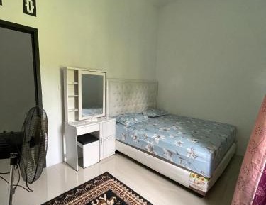 Double Room with Shared Bathroom
