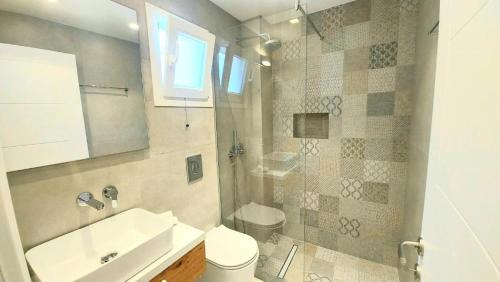 Junior Suite Sharing Pool & Sea View