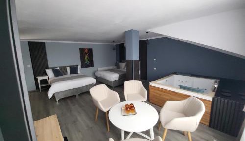 Superior Family Room