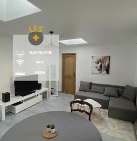 One-Bedroom Apartment with Garden View