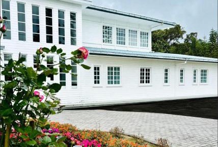 Six-Bedroom House