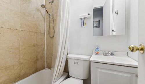 Double Room with Private Bathroom