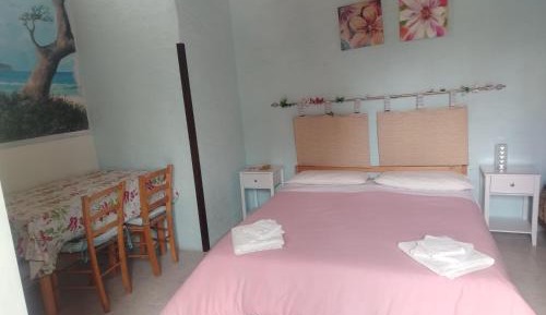 Triple Room with Private Bathroom