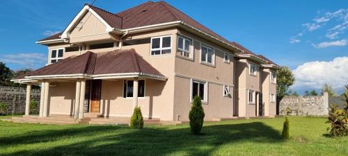 Villa with Garden View