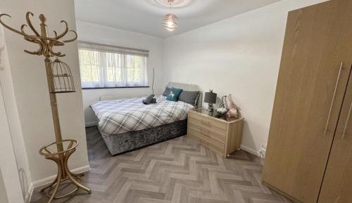 Double Room with Shared Bathroom