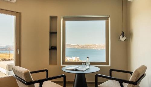 Elysium Suite with Private pool and Caldera View