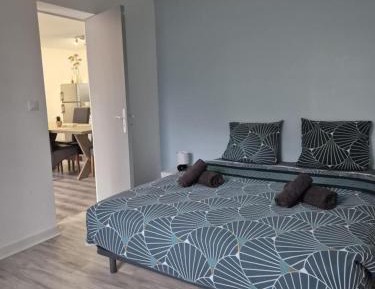 Apartment with Garden View