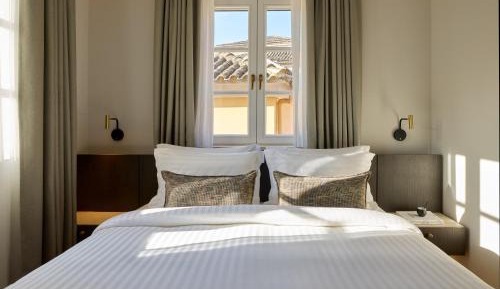 Superior Deluxe Double or Twin Room 
