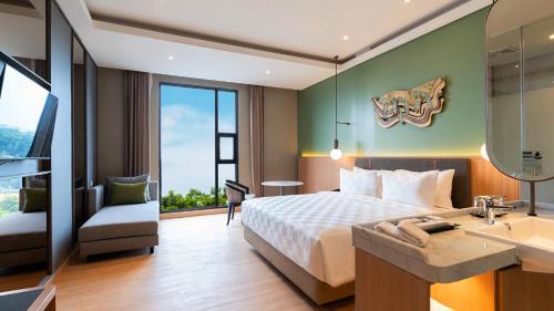 Premier Room
