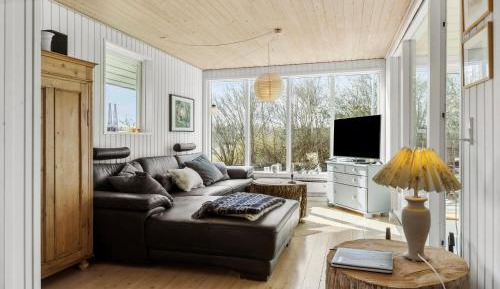 Four-Bedroom Holiday Home