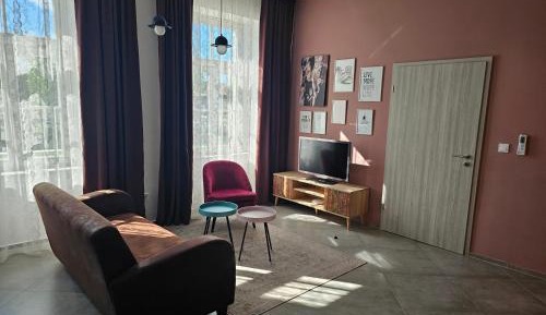 One-Bedroom Family Apartment